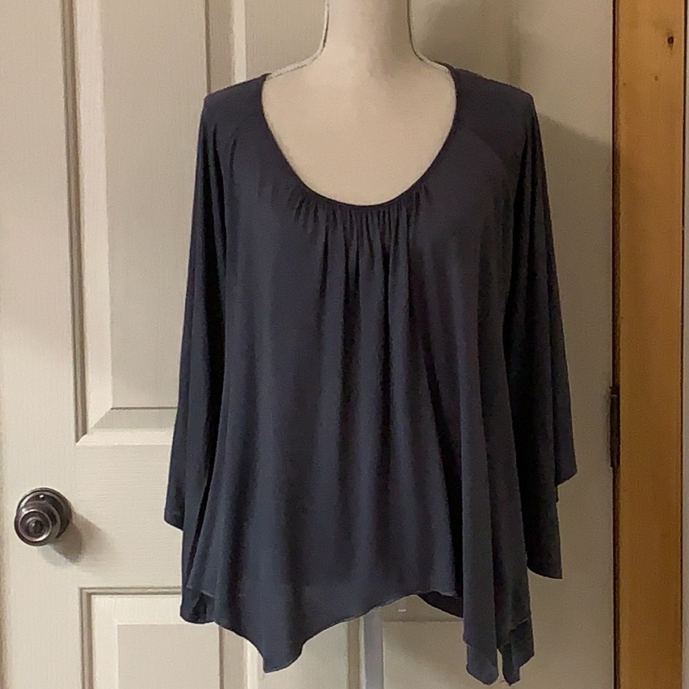 GUC Gray Flowy Shirt